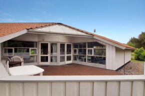 Holiday home Sølvpilevej H- 4284